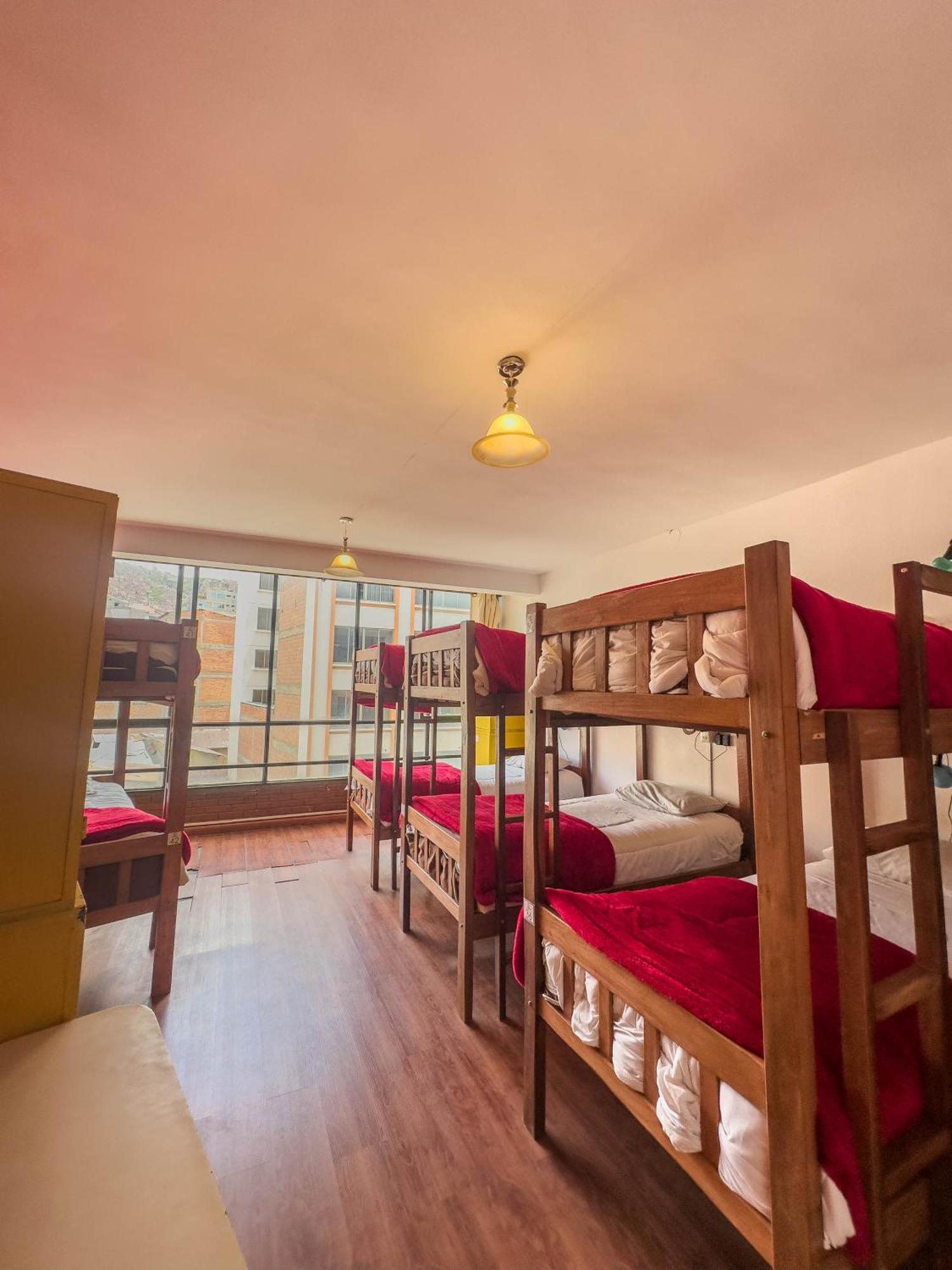 Lobo Hostel Ла-Пас Экстерьер фото